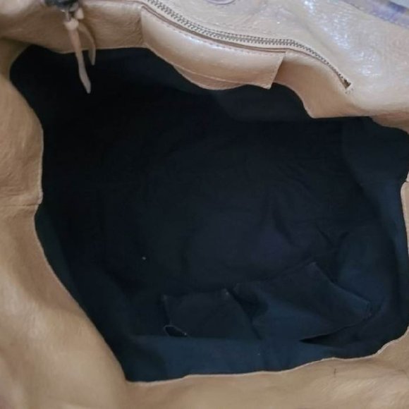 ******** SOLD ********** - Picture 6 of 10